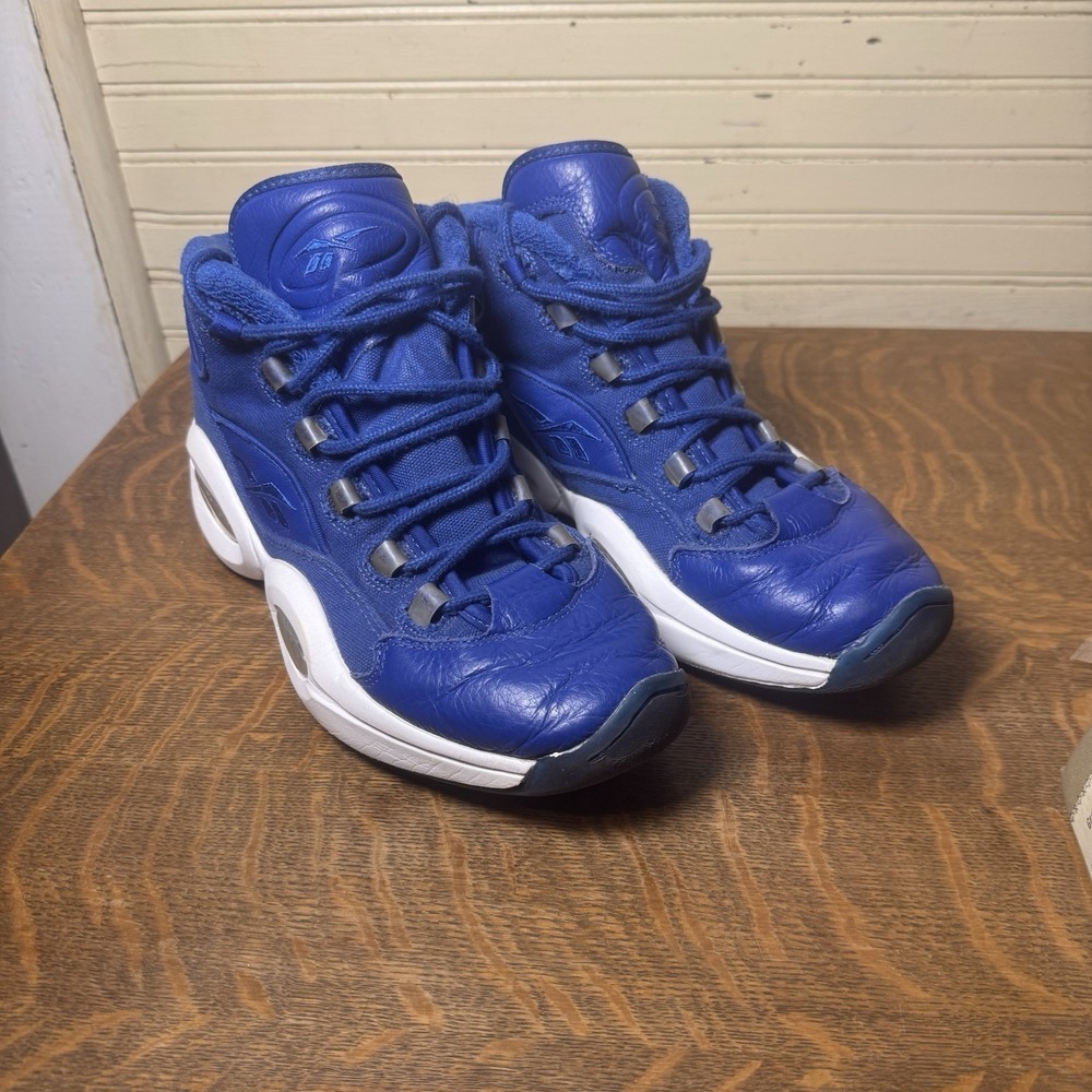 Reebok Question Mid Men's Size 10 Blue White Basketball Shoes V47664